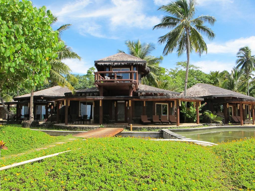 Coconuts Beach Club Resort And Spa Fausaga Exterior photo